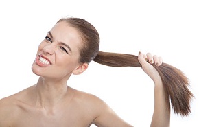 Используйте один из рецептов для укрепления ваших волос